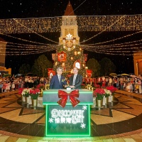 1.Christmas Lighting Ceremony.jpg